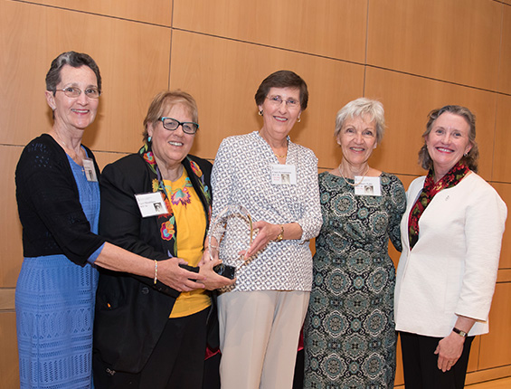 Class of 1966 Endowed Scholarship Fundraising Committee receives the UMBF 2015 Distinguished Service Award. l. to r.: Sue Dorsey Wilson, Geri Mendelson, Claire Payne Greenhouse, Rosemary Eliott Noble, Dean Jane Kirschling